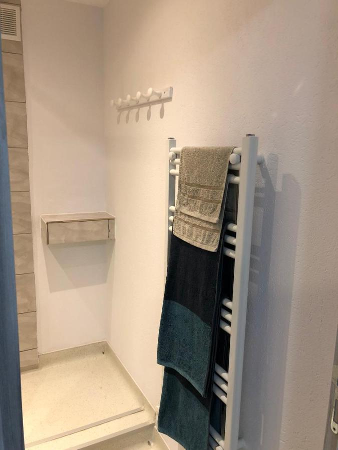 Garsoniera Centru Brasov Apartment Bagian luar foto